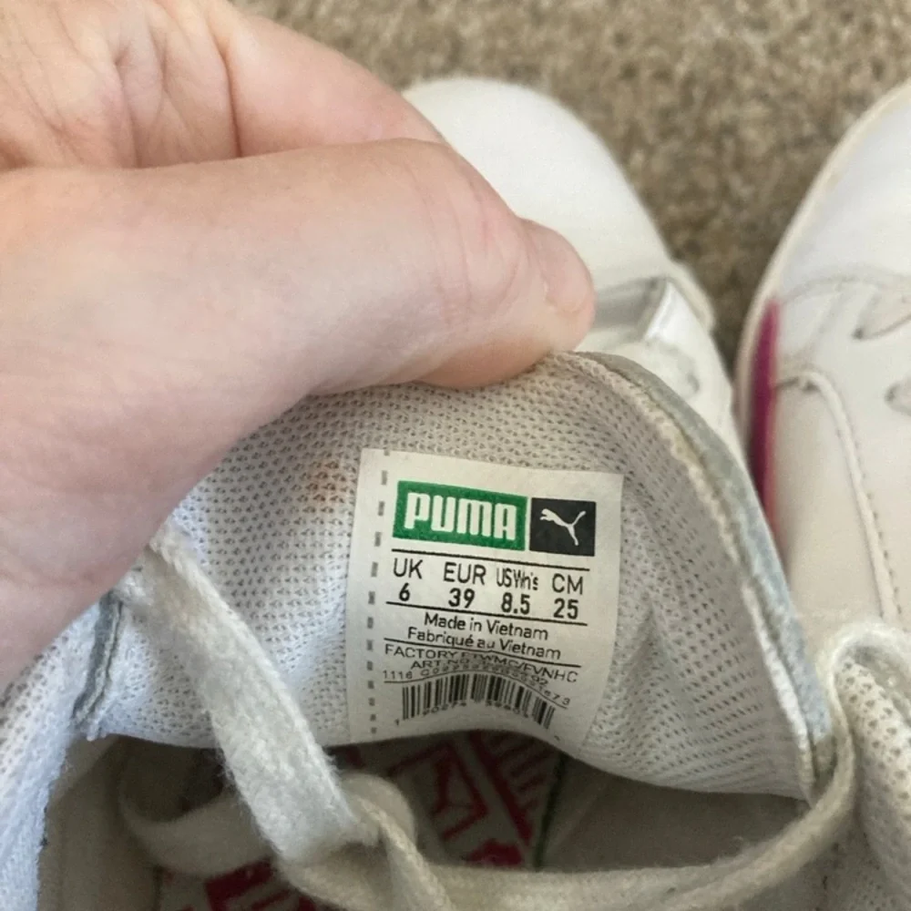 Puma Women's White and Pink Sneakers - Picture 7 of 10